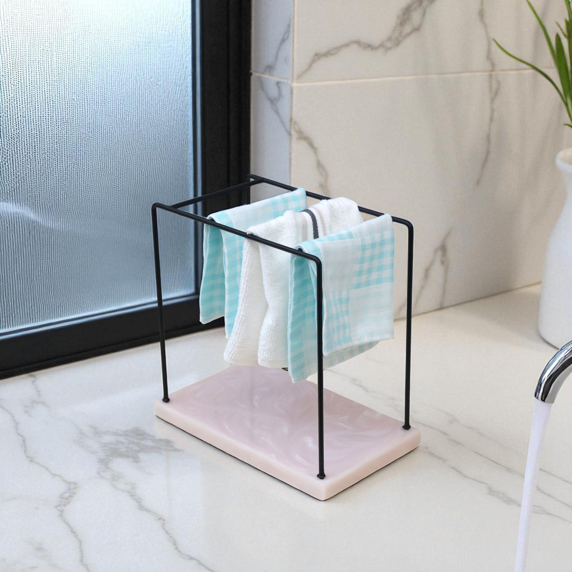 Monkey Bar Metal Towel Stand With Beige Resin Base