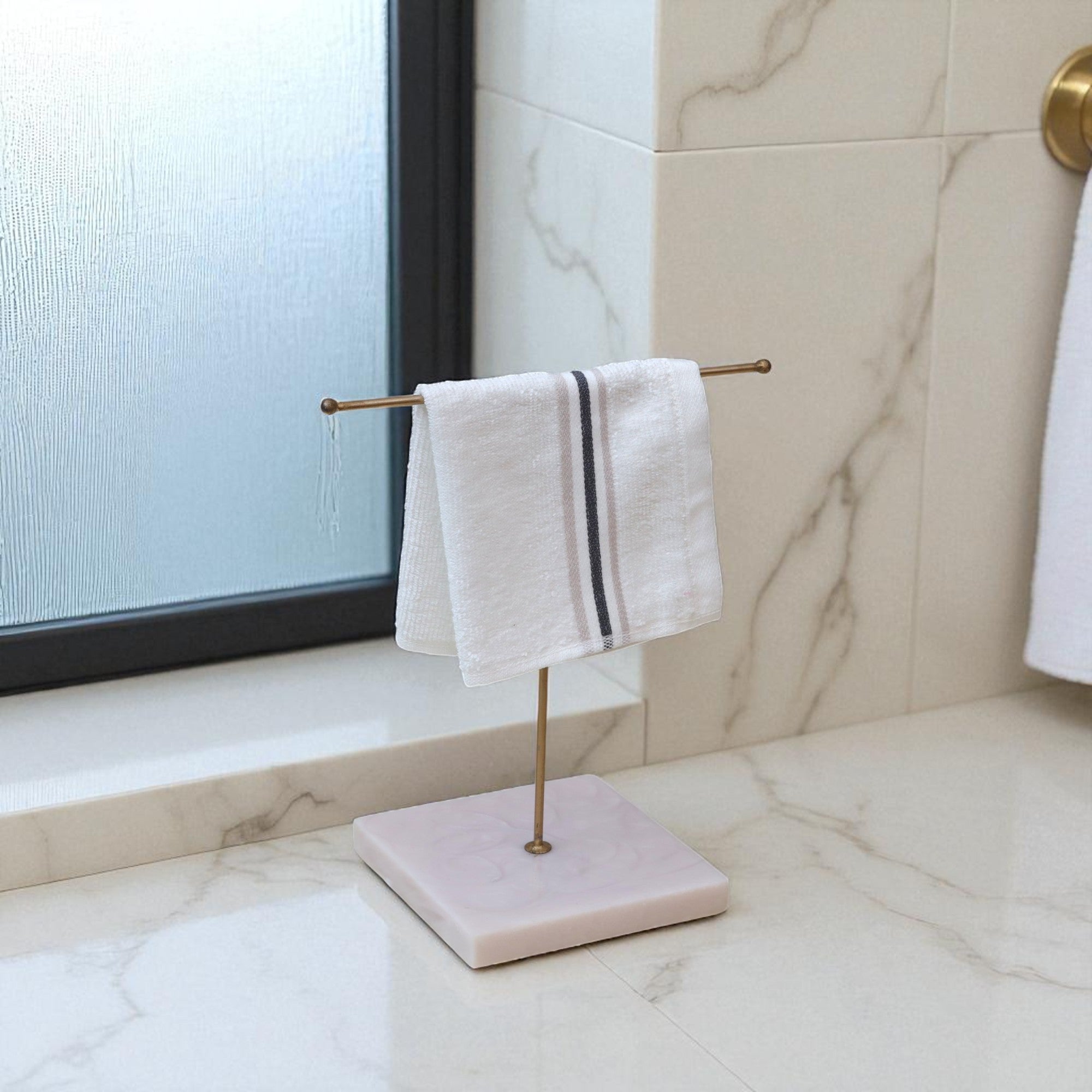  Single Metal T-Stand With Beige Resin Base 
