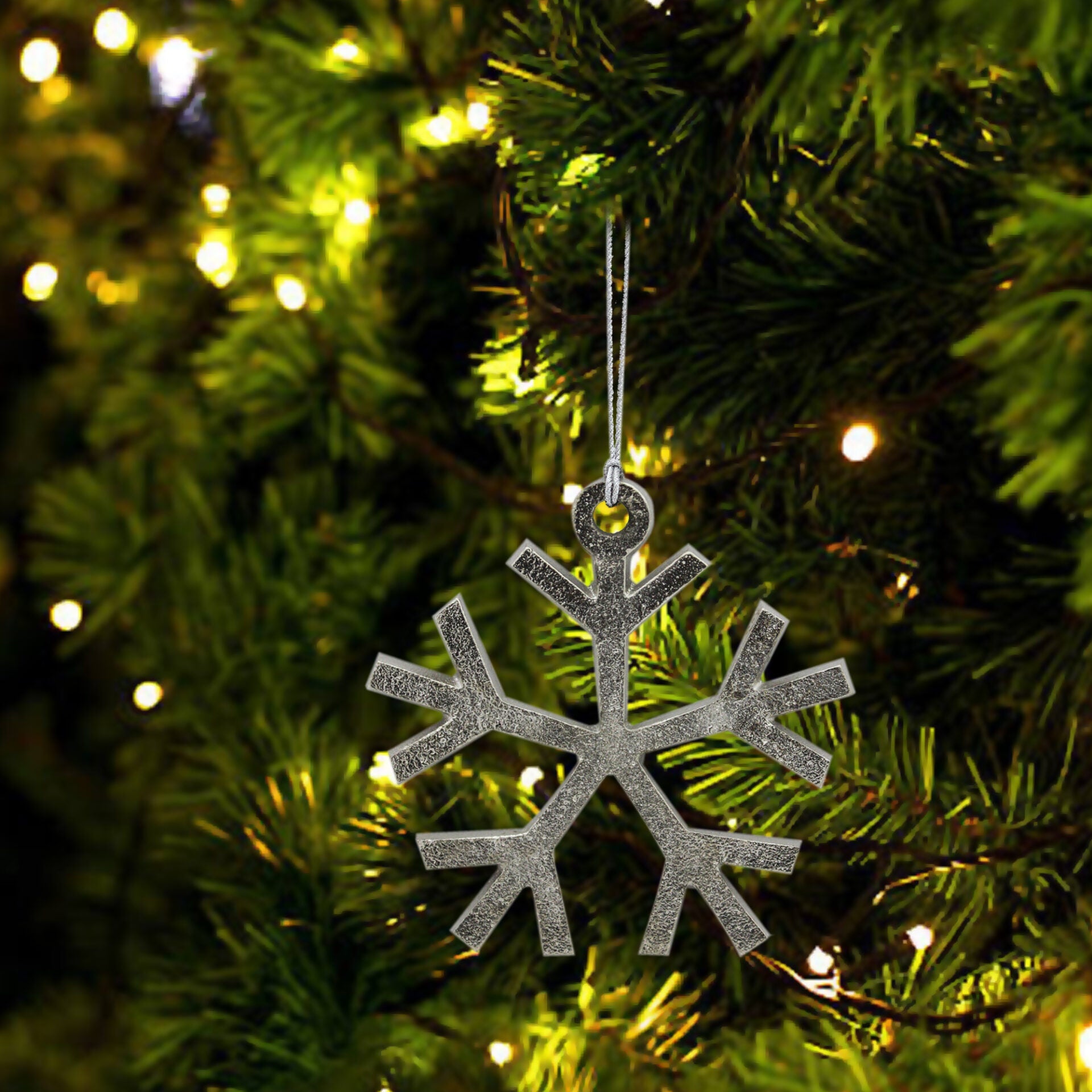  Set of 6 Silver Color Snowflake Shaped Christmas Hanging Ornaments 