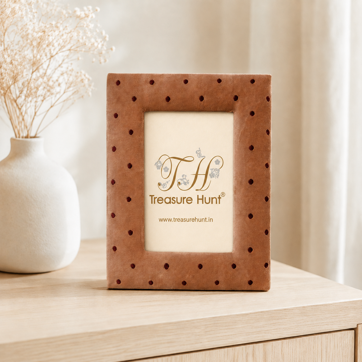 Rectangular Photo Frame with Embroidered Dot