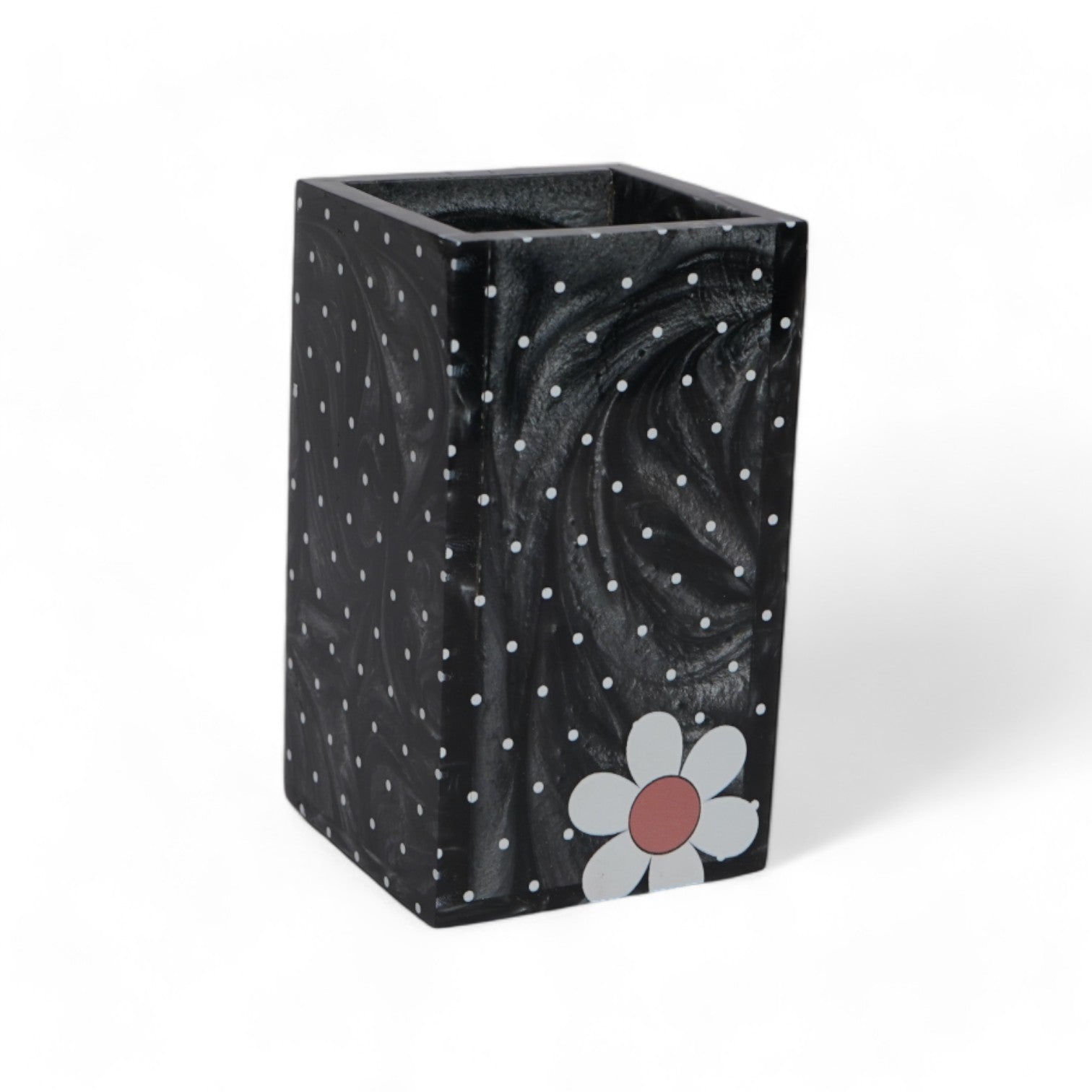 Stylish 4-Pieces Daisy Bathroom Set for Luxury Look