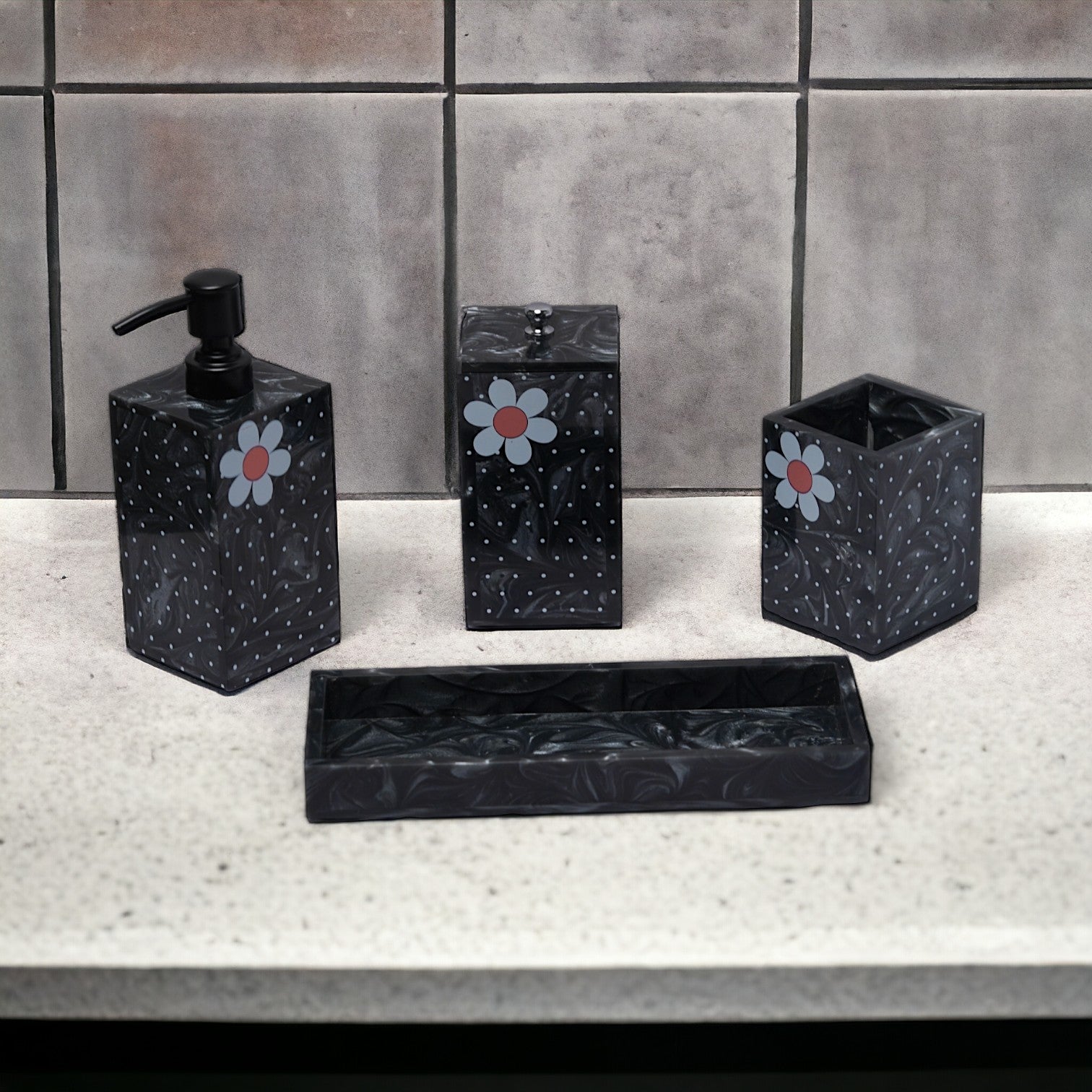 Stylish 4-Pieces Daisy Bathroom Set for Luxury Look