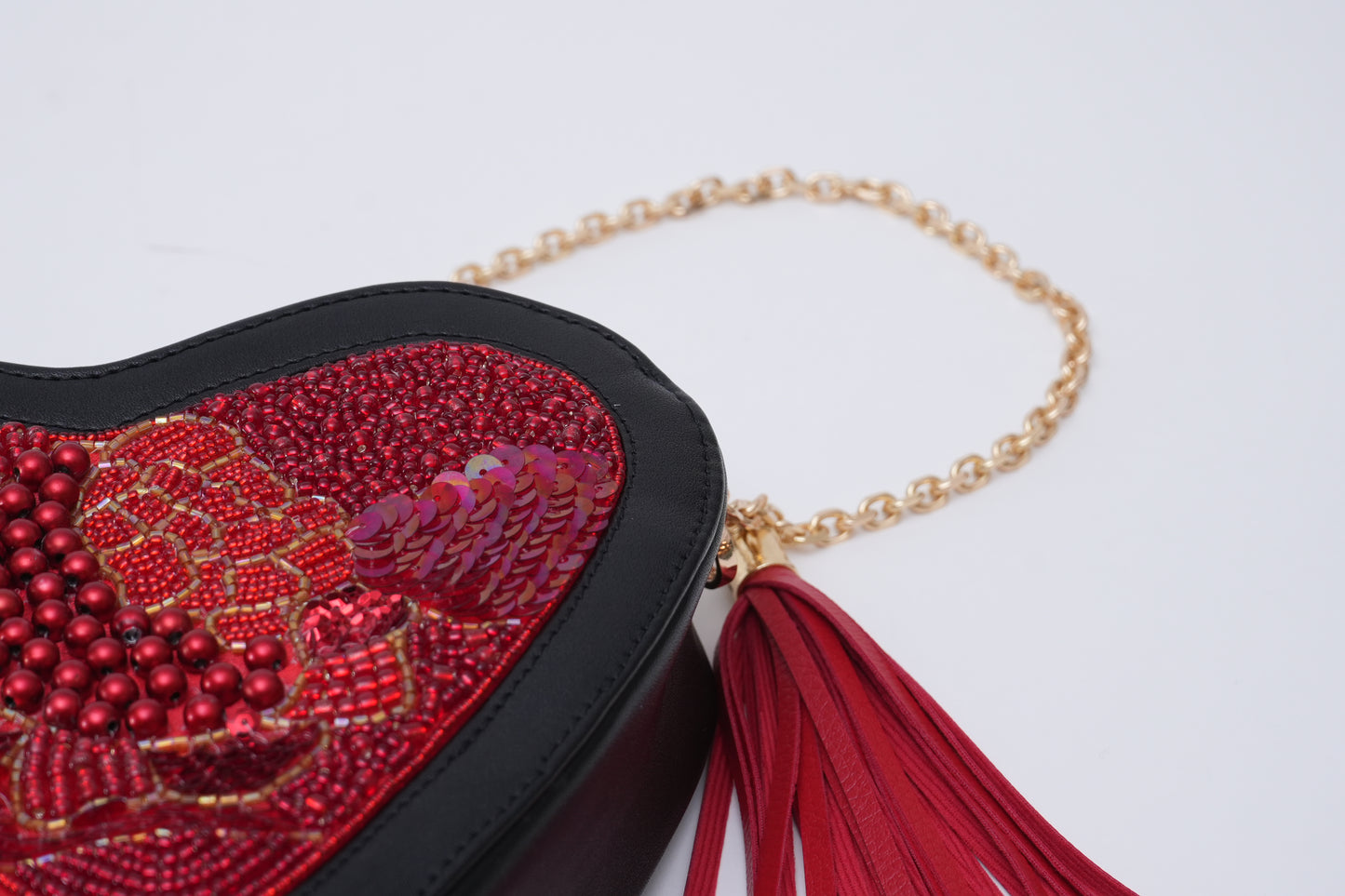 Heart-Shaped Beaded Embroidery Sling Bag for Valentine's Day