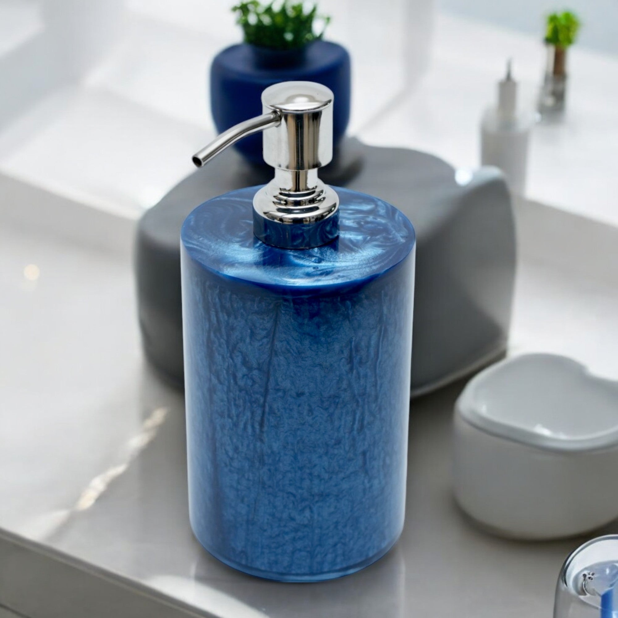 Premium Decorative Soap Dispenser for Modern Bathrooms & Offices