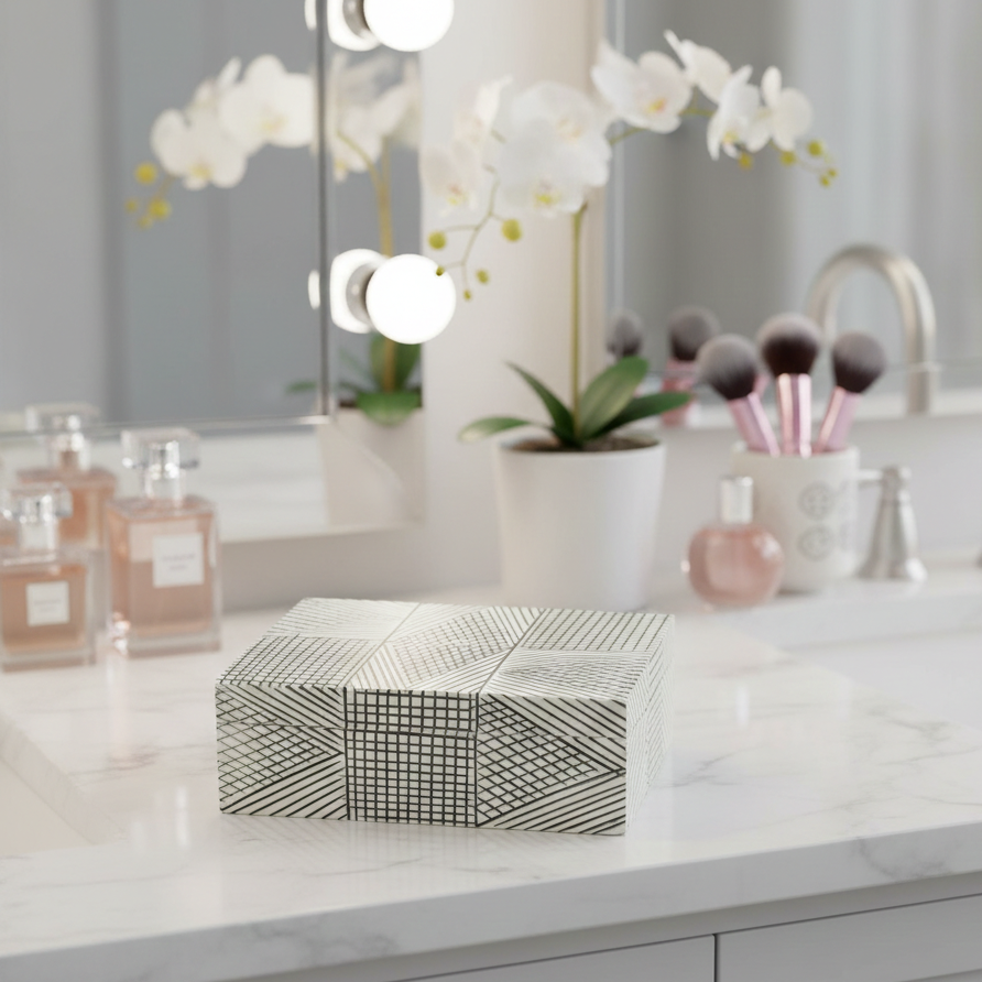 Monochrome Optical Inlay Decorative Box