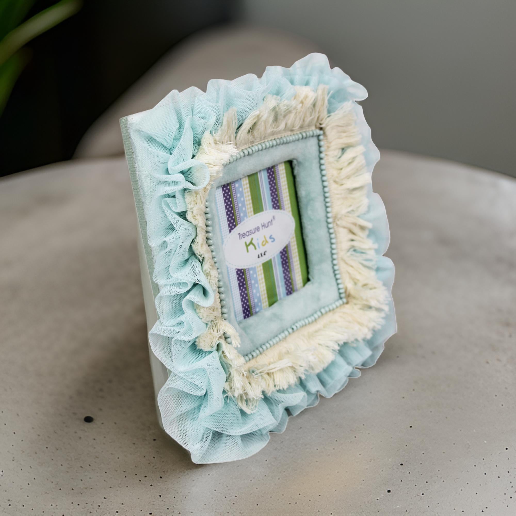 Fringe Lace Photo Frame