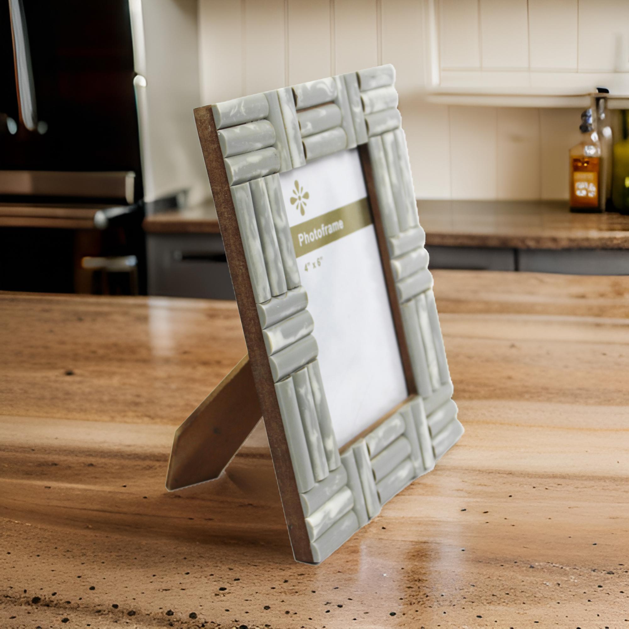 Decorative Resin 8X10 Photo Frame