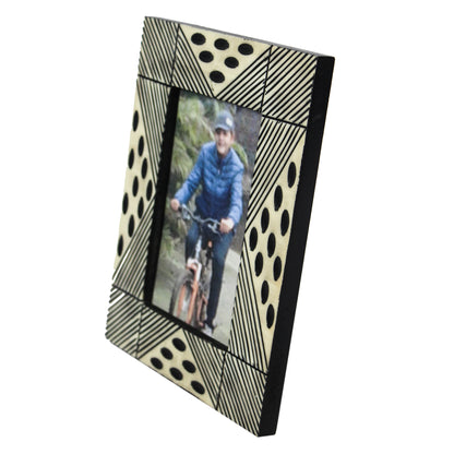 Black & Ivory Colored Resin Picture Frame