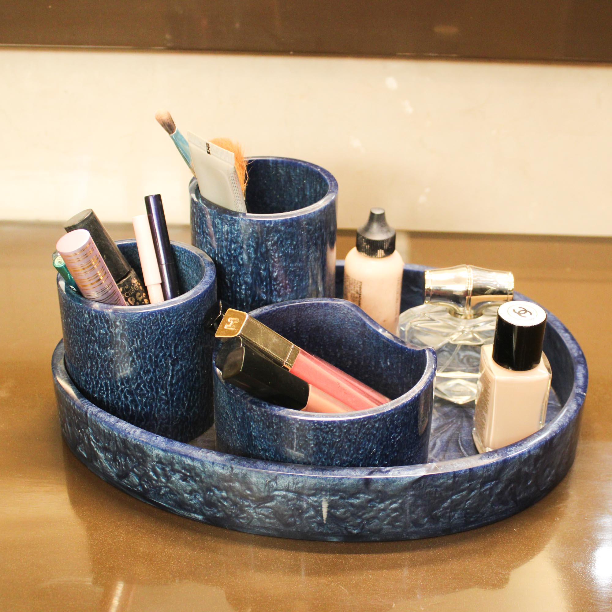  Handcrafted Resin Makeup Holder 