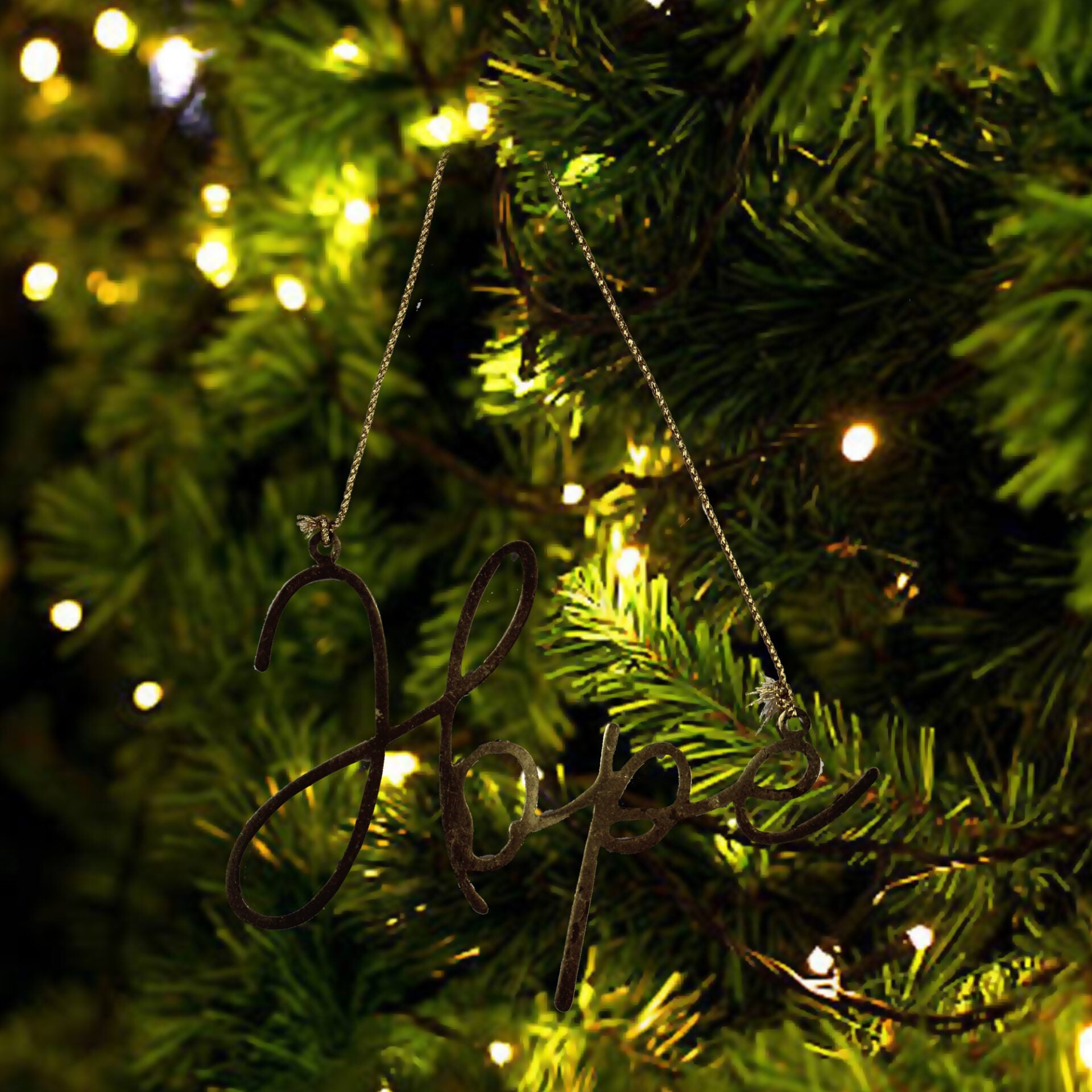 Set of 6 Goldenen Metal "HOPE" Hanging Christmas Ornaments