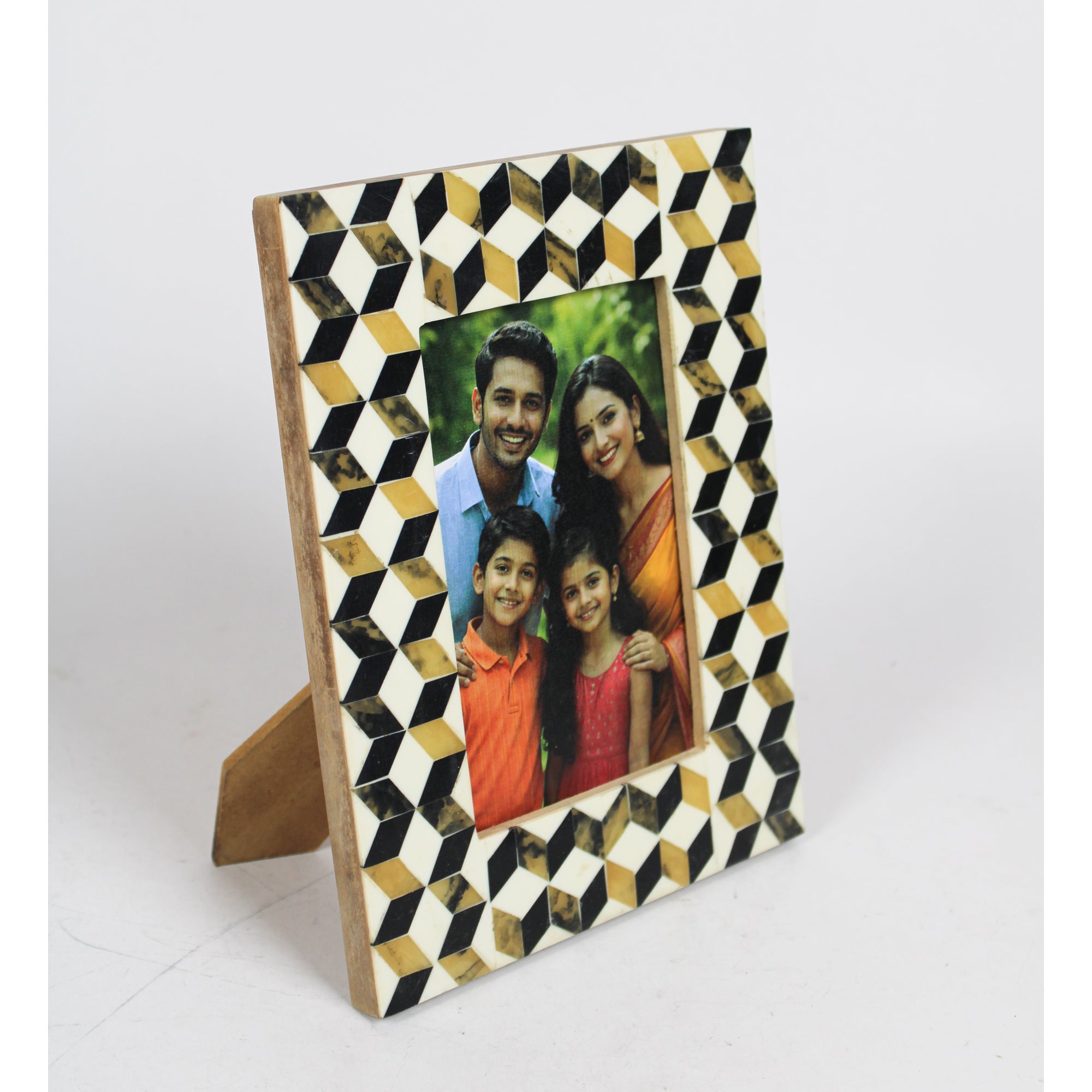 Optical Illusion Geometric Inlay Photo Frame