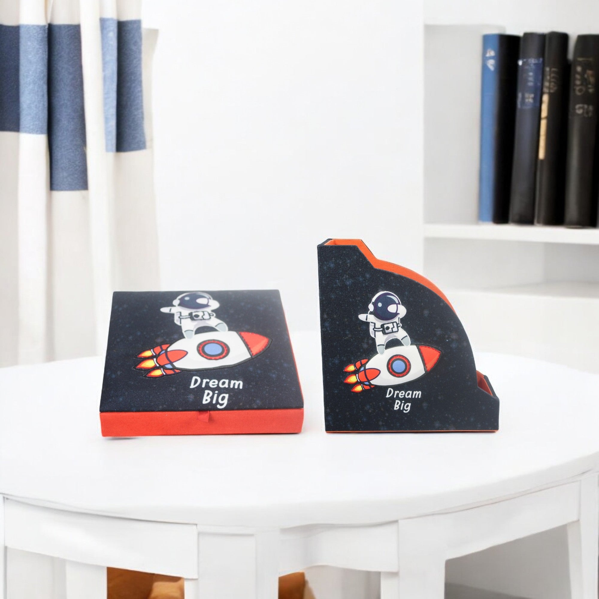 Astronaut Design Magazine Holder & Stationery Organizer (Set of 2)