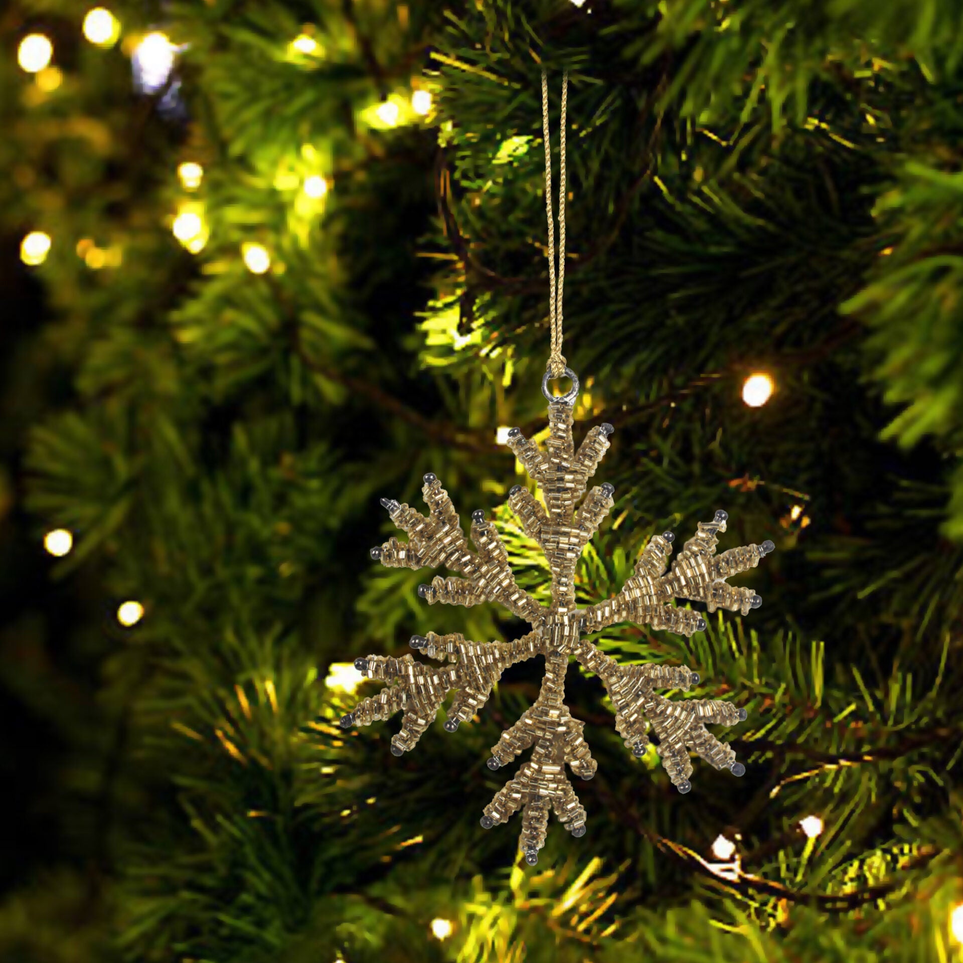 Set of 4 Goldenen Beaded Snowflake Christmas Tree Decoration