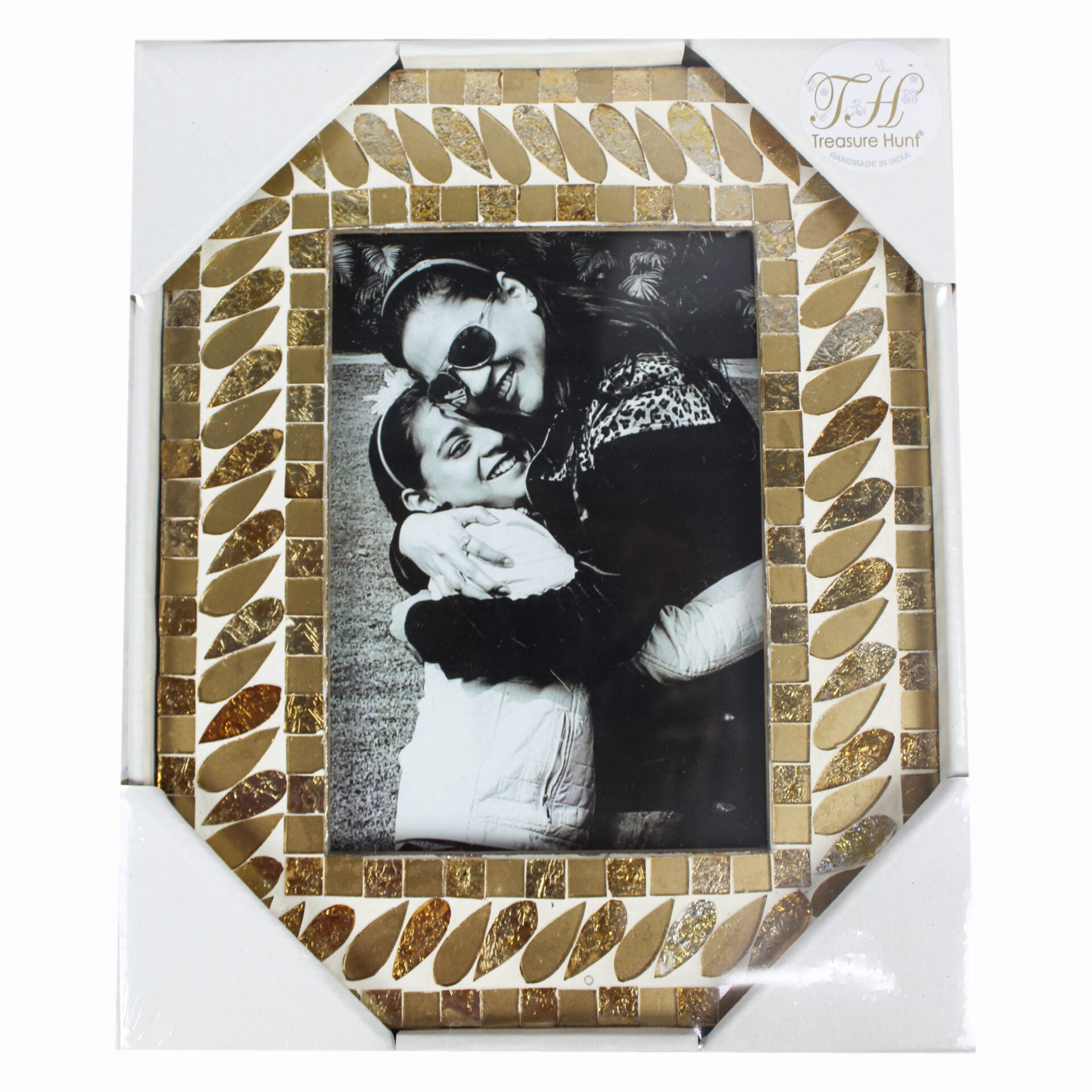 Durable & Stylish Mosaic 5X7 Photo Frame