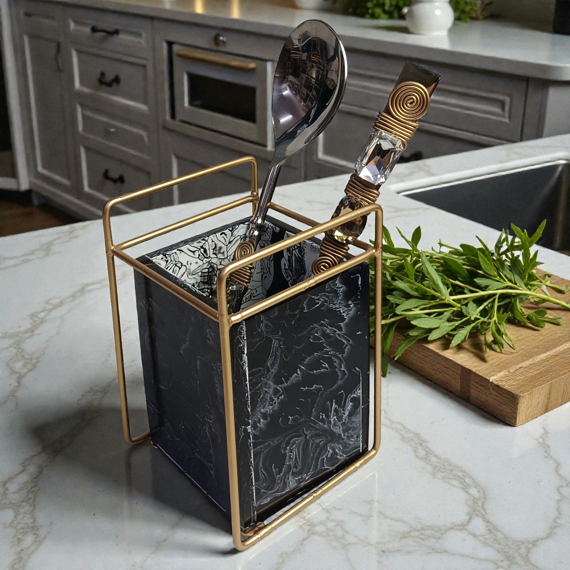  Luxury Textured Resin Cutlery Holder With Single Partition 