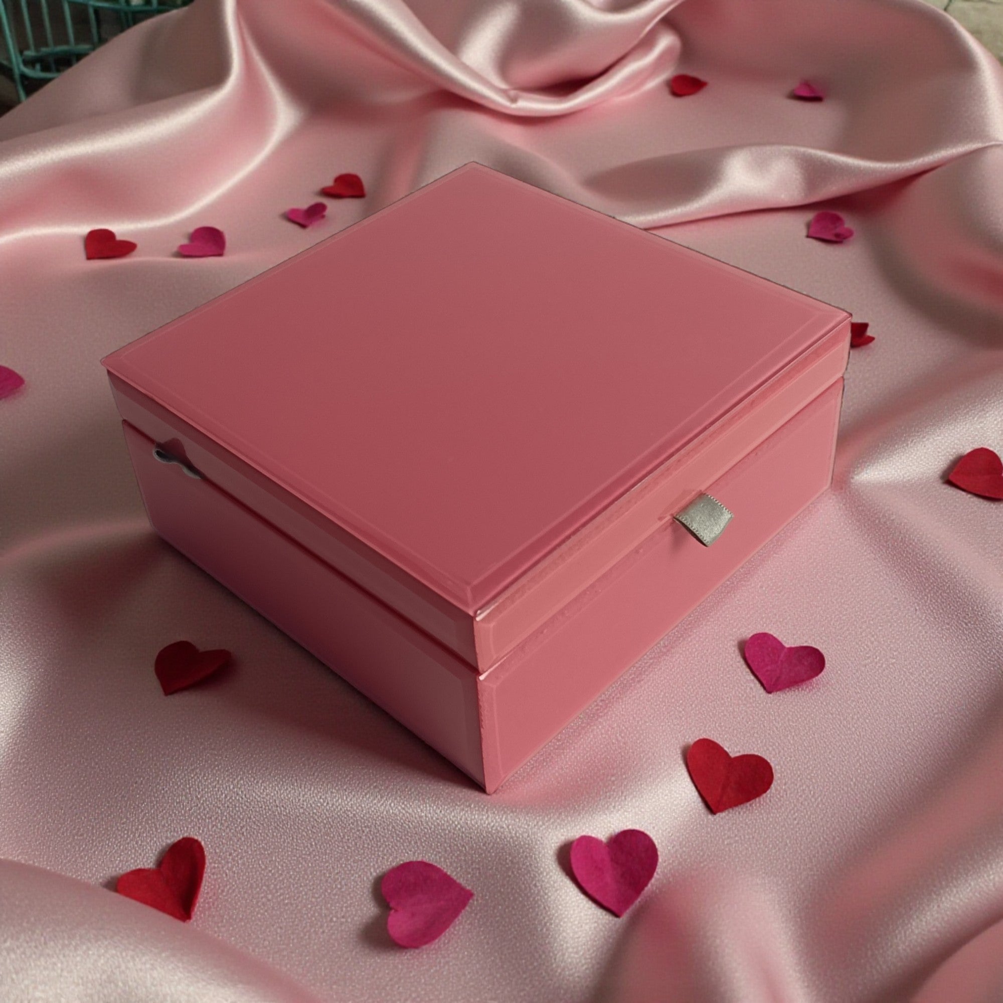 Jewellery box 