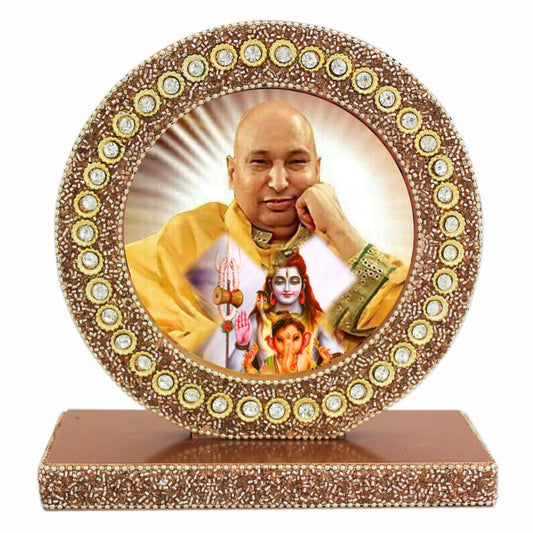 Beaded Guruji Photo Frame for Blessings (Picture Size: 4.5 Inch Dia.)