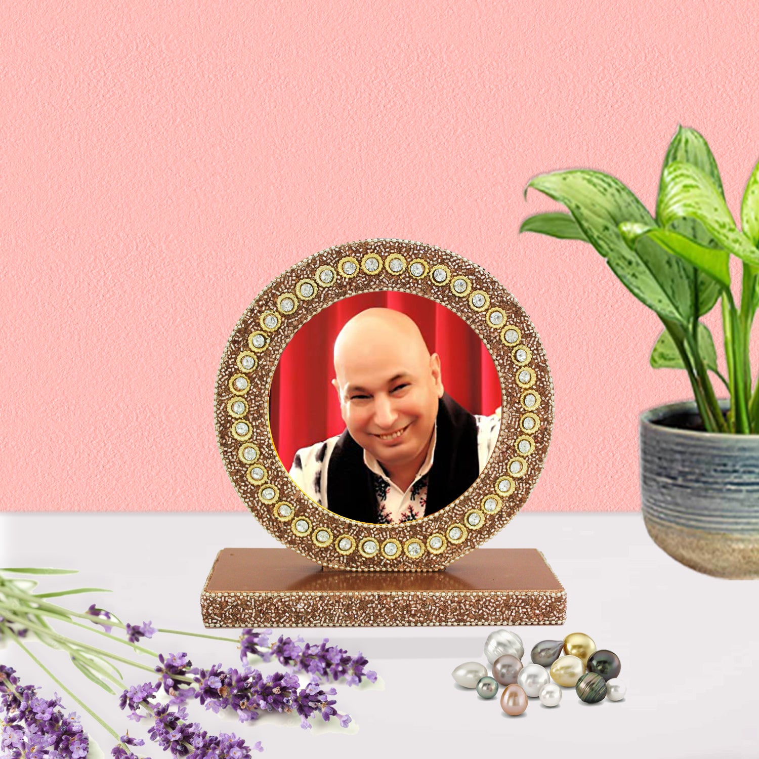 Beaded Guruji Photo Frame for Blessings (Picture Size: 4.5 Inch)-TH-1260