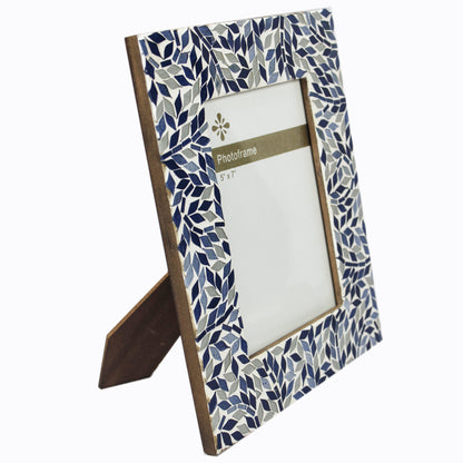 Blue & White Mosaic Photo / Picture Frame (Picture Size: 5 x 7 Inches)