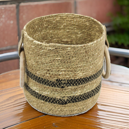 Sea Grass Basket With Wooden Handle