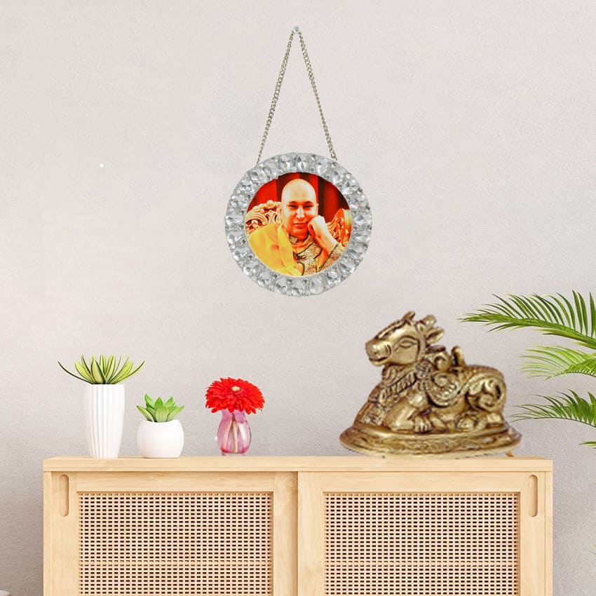 Guruji Jewellery Frame For Gifting