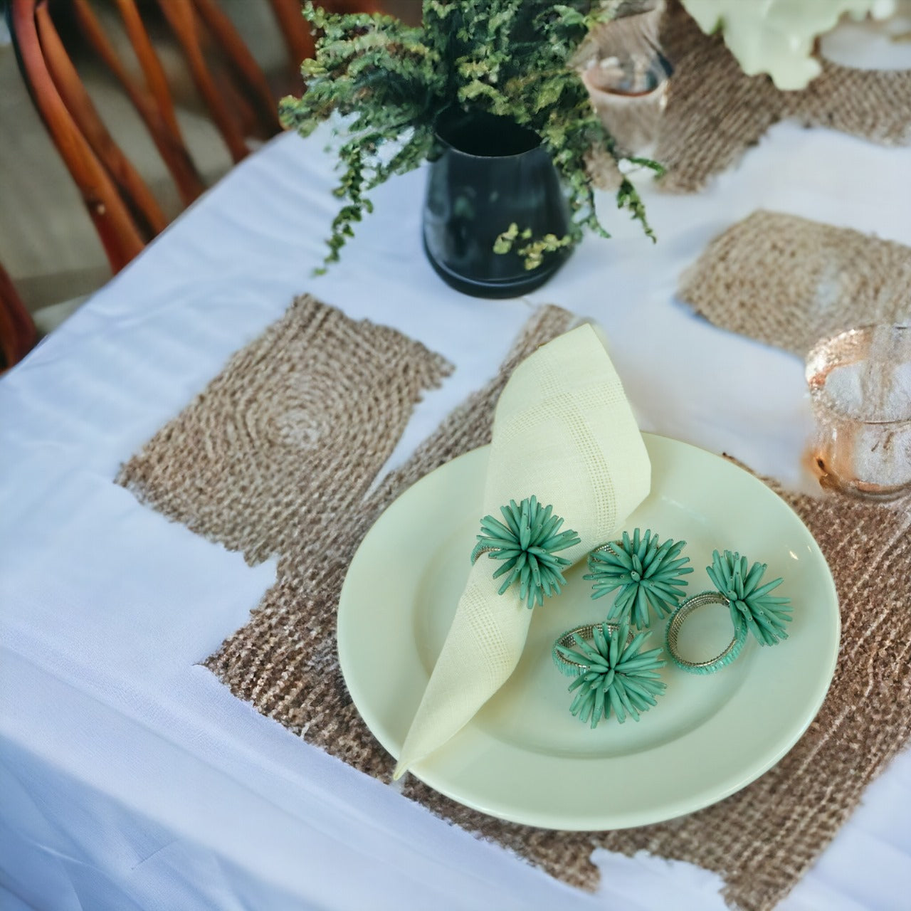  Turq Burst Design Napkin Ring Set of Four 