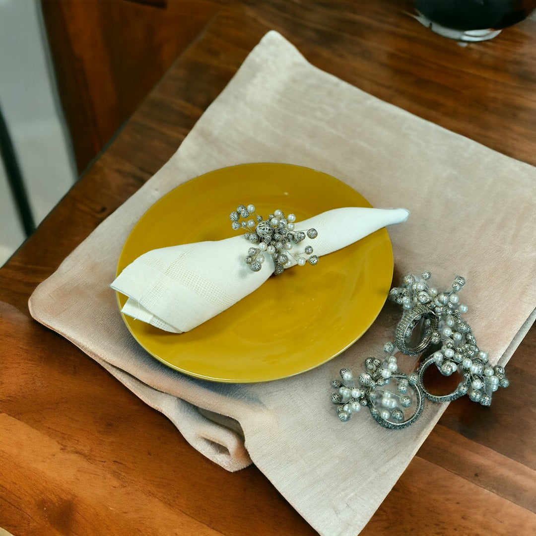 Silver Beaded Napkin Ring Set of Four