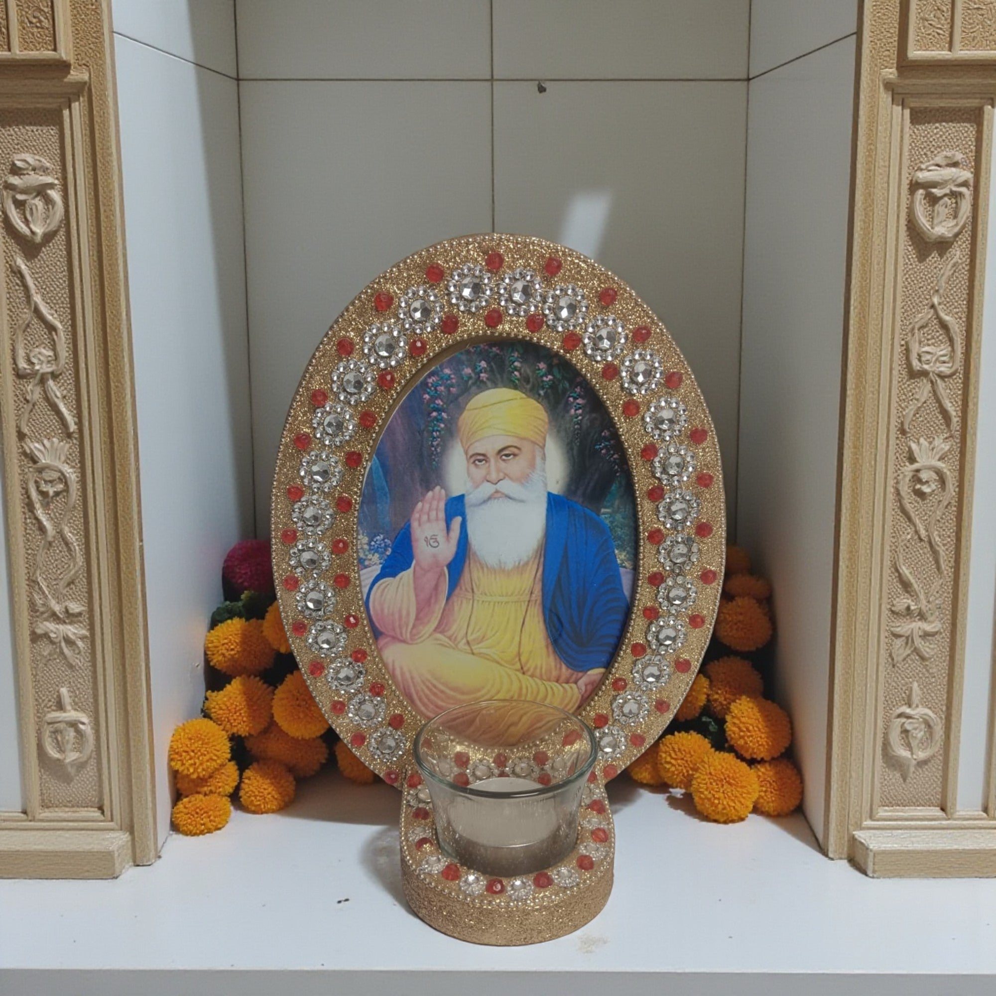 Guru Nanak Ji Picture Frame with Tealight for Blessings