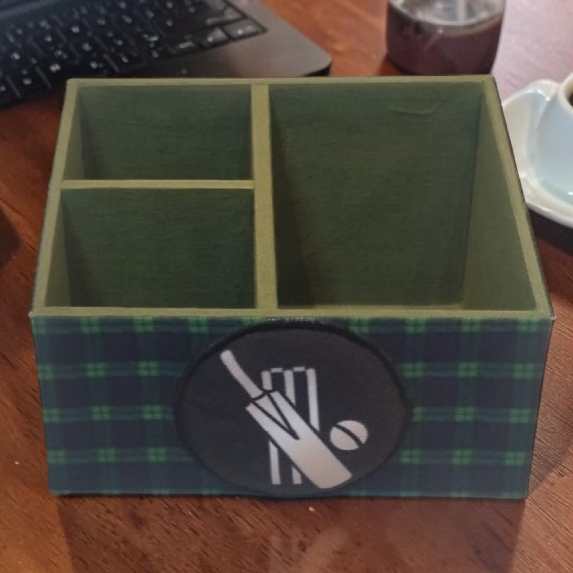  Premium Kids Stationery Holder with Cricket Design 
