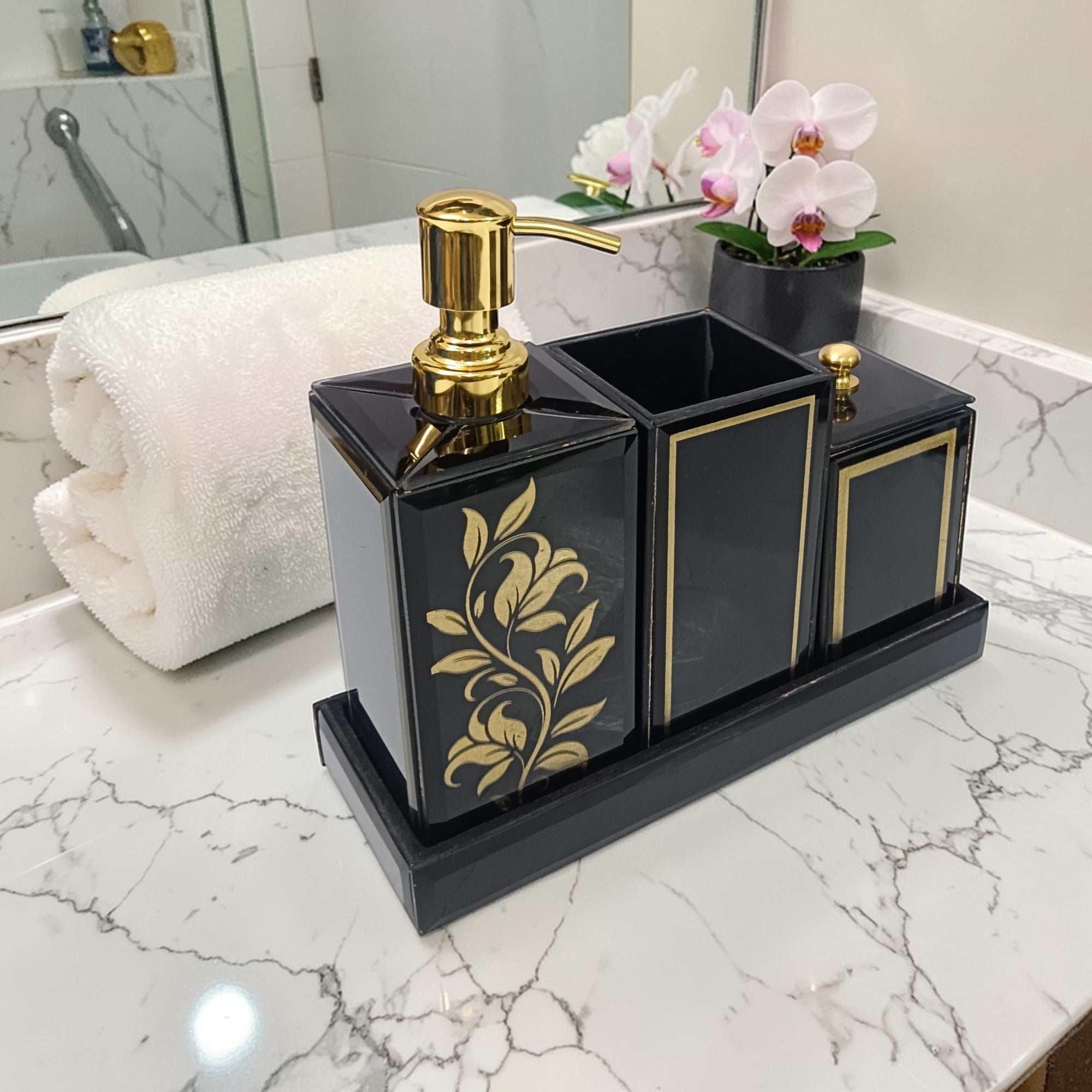  Luxury Designer 4-Pieces Bathroom Accessory Set 