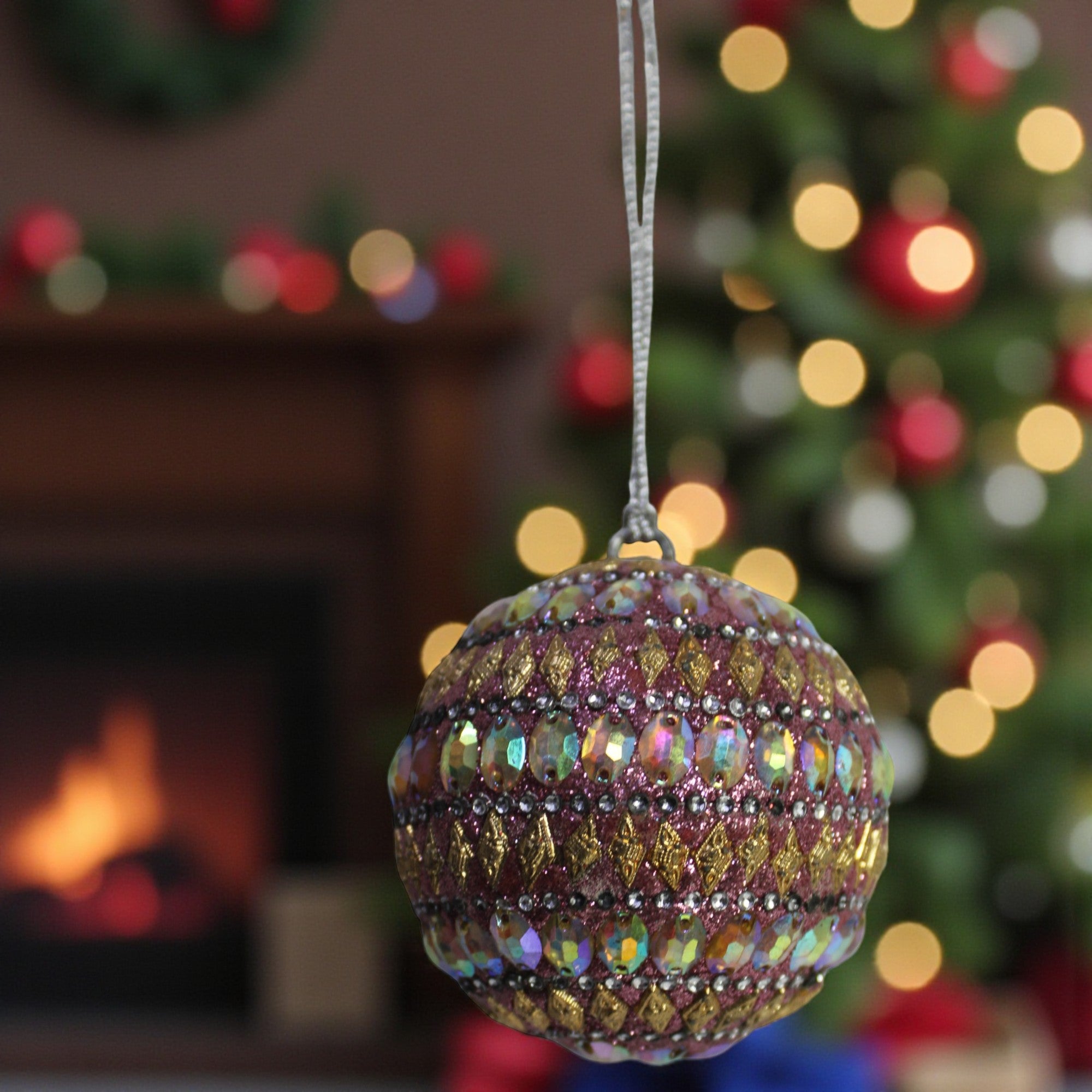 Set of 2 Christmas Hanging Decorative Balls