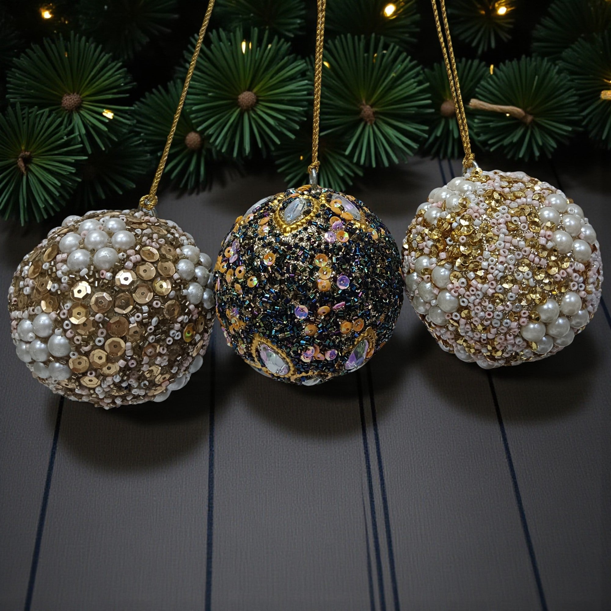 Set of 3 Glitters / Beaded & Mirror Chips Balls Christmas Hangings