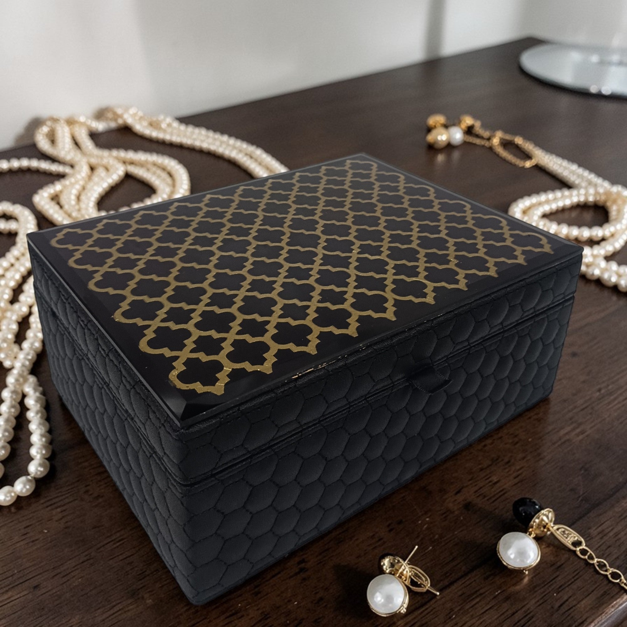 Black & Gold Moroccan Jewelry Box