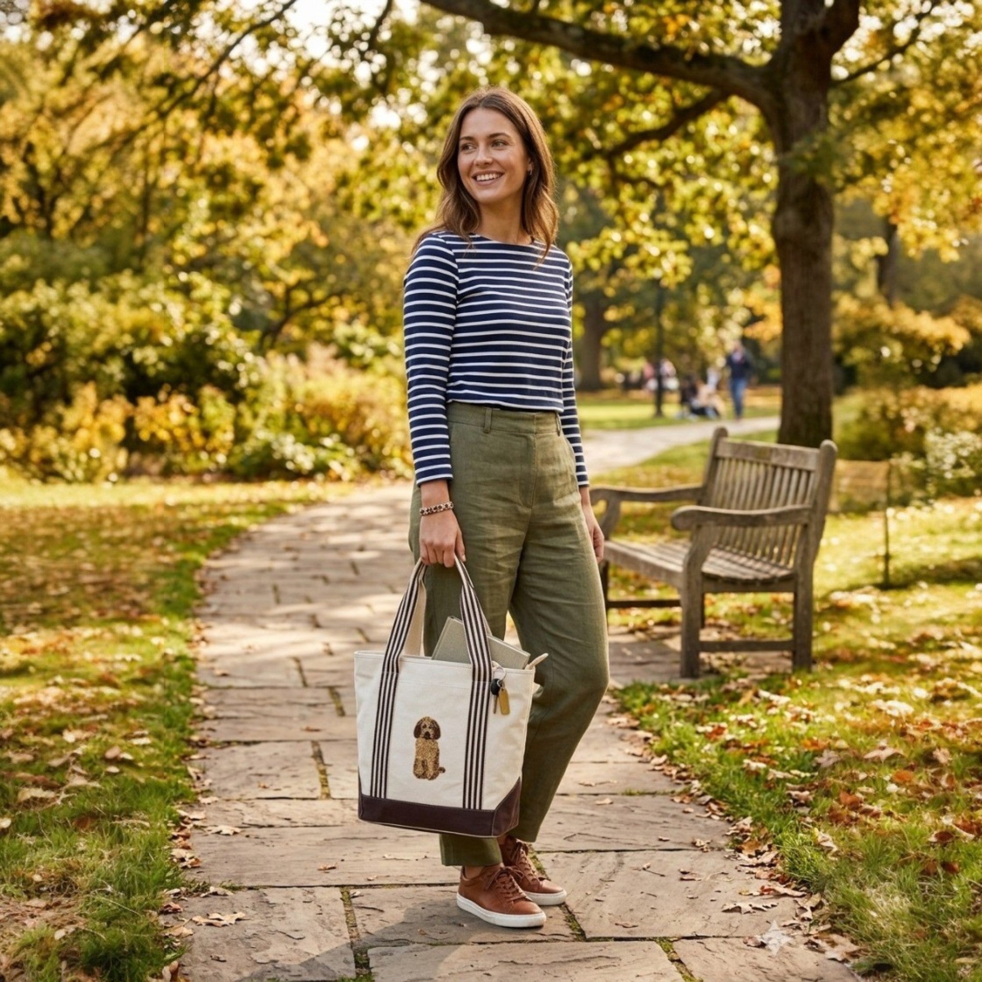  Striped Tote Bag with Embroidered Dog Motif 