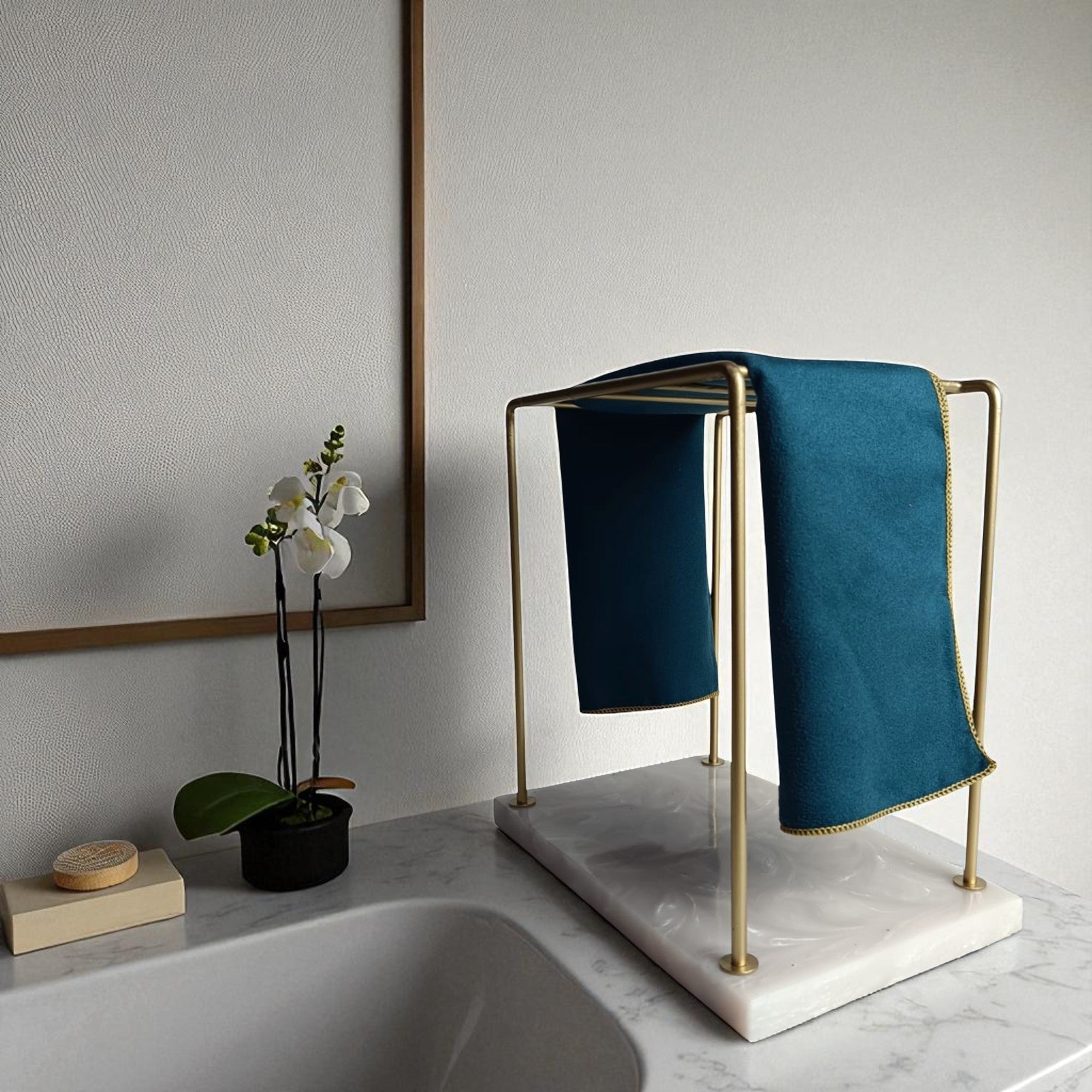 Monkey Bar Metal Gold Painted Towel Stand With Beige Resin Base